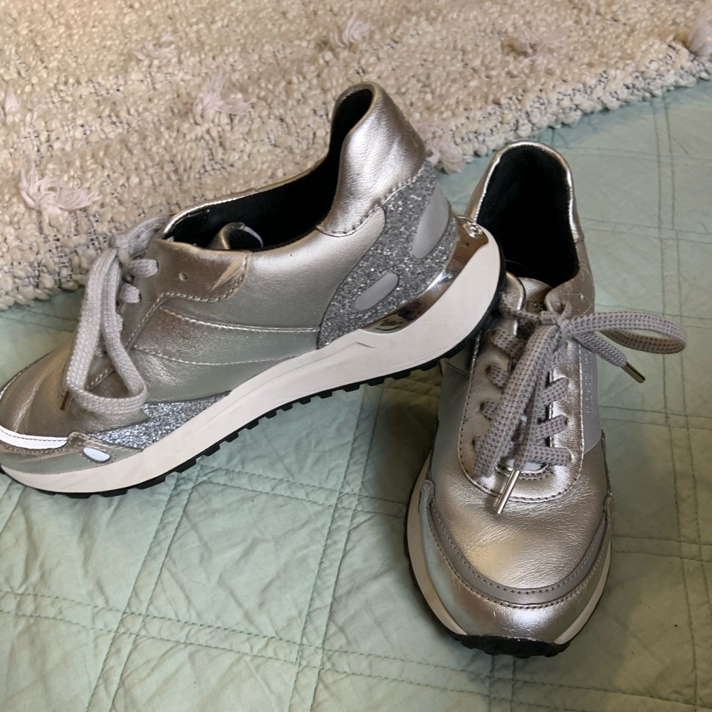 Michael Korda silver sneakers size 7